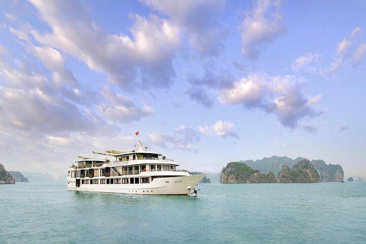 Halong Bay 2 giorni 1 notte con Athena Cruise