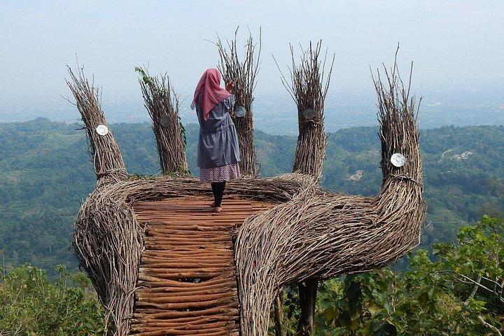 Private Romantic Walking Tour in Yogyakarta