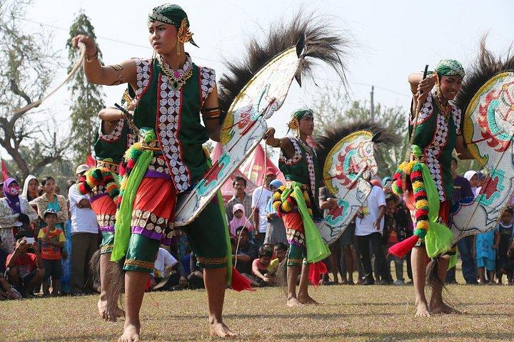 Private Romantic Walking Tour in Yogyakarta
