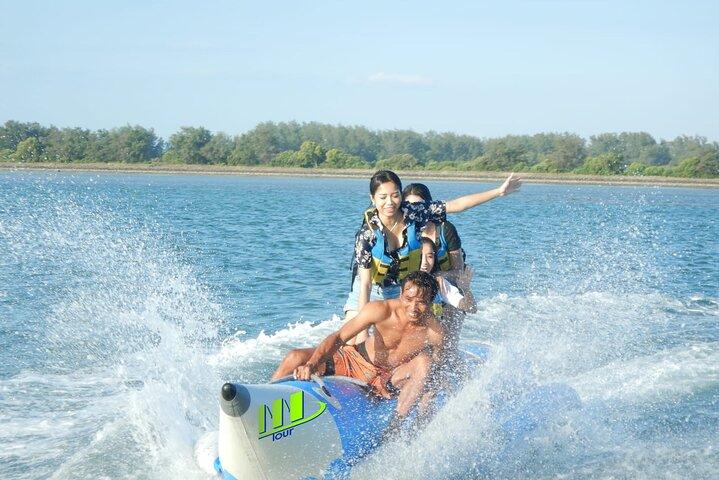 Nusa Dua Watersport: Parasailing Adventure, Tubing Ride, Banana y Fly Fish