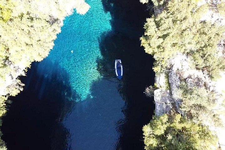 半日メリッサーニ湖とドロガラティ洞窟ツアー、ミルトス スイム付き