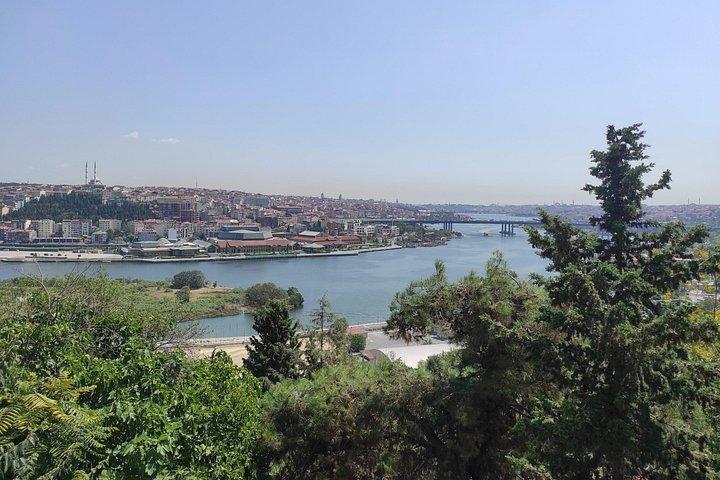 終日イスタンブール ピエール ロティとバラト ギリシャ遺産ツアー
