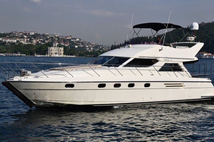 Bosphorus Dinner / Lunch Cruise - Private and Customizable