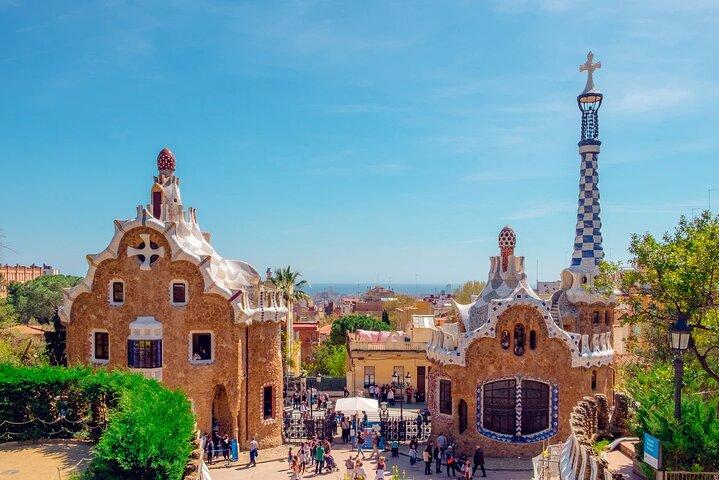 Tour privado de 4 horas por la ciudad de Barcelona