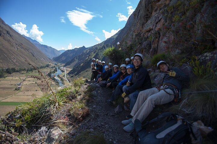 Via Ferrata e Zip Line nella Valle Sacra con pranzo