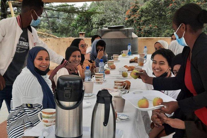 コーヒーファームツアー、コーヒー焙煎、試飲体験