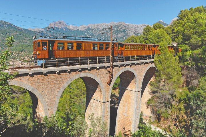Visite en train et tramway à Sóller et au port de Sóller
