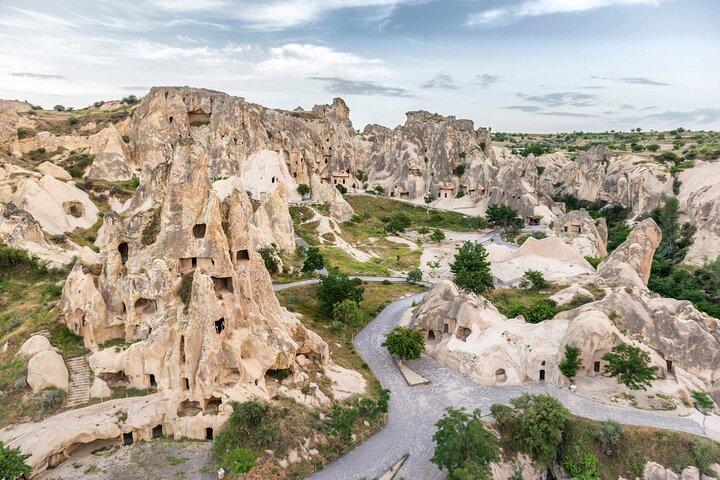 Visite privée d'une journée des points forts de la Cappadoce (Car&Guide )