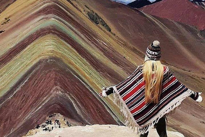 Vinicunca Rainbow Mountain Trekking Tour da Cusco