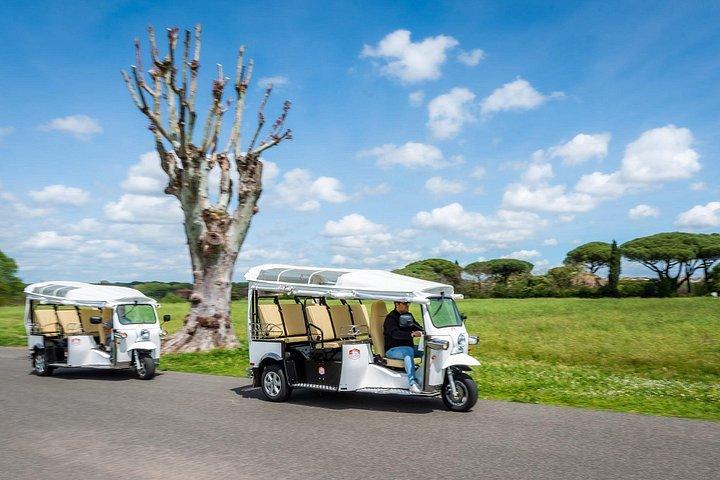 Private: 3 hours ETuk Tour in Rome