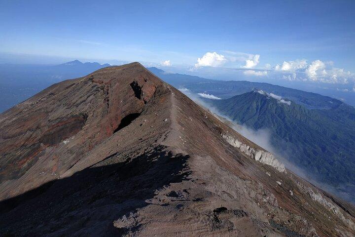 Montanha Agung Sunrise