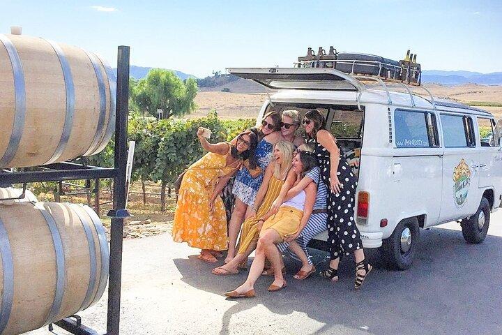 VW Bus 2 - Stop Wine Tour Temecula - Retro Cali Vibrationen