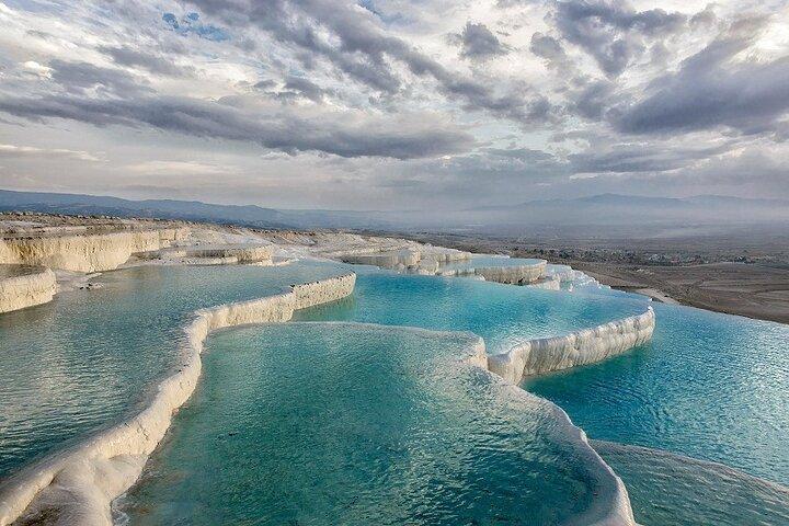 ボドルムからのプライベートパムッカレ日帰り旅行