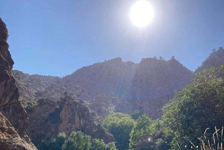 オウリカ渓谷とアトラス山脈のプライベート日帰り旅行