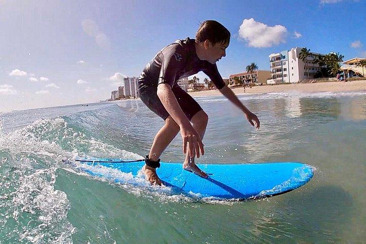 フォートローダーデールでサーフィンを学ぶ