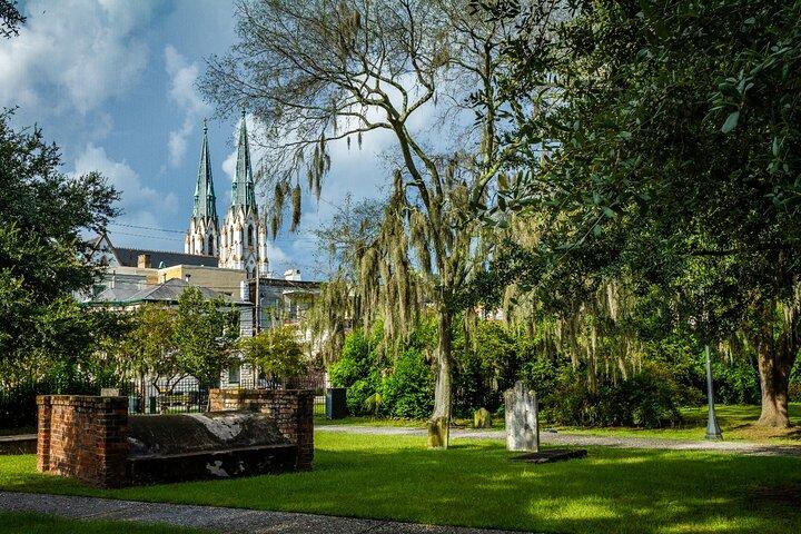 Tour audio a piedi autoguidato di Haunted Savannah