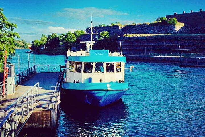 Helsingfors och Sveaborgs halvdagsvandring och guidad färjetur