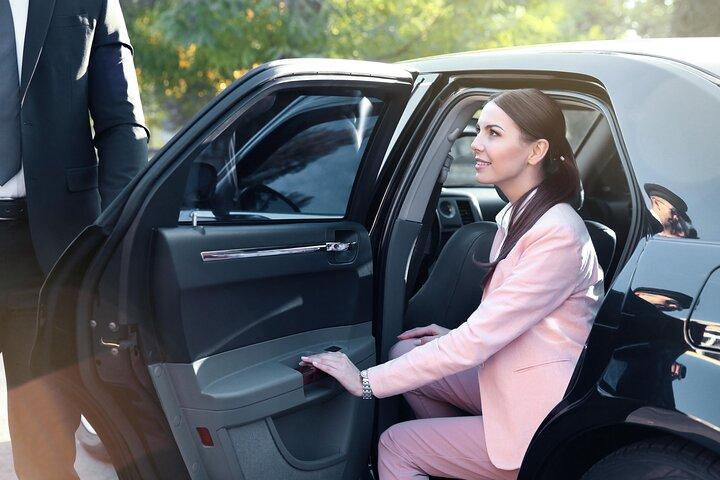 Privétransfer van / naar NYC Airports, JFK, LGA, EWR naar NYC, NJ, CT, PA, MA