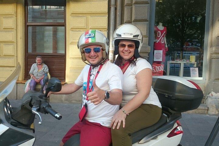 Budapest Grand Vespa Tour