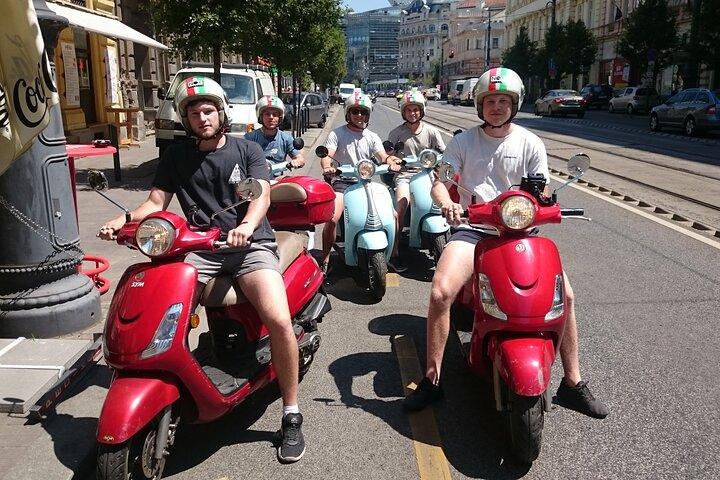 Budapest Grand Vespa Tour