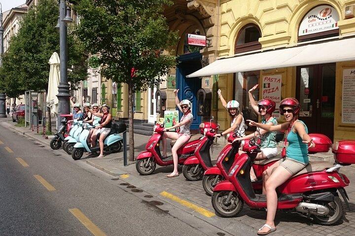Budapest Grand Vespa Tour