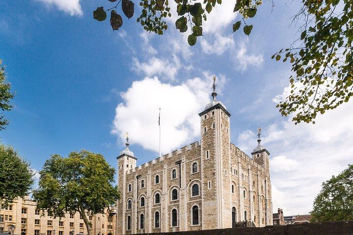 Entrada de un día a la Torre de Londres y a la exposición Crown Jewels