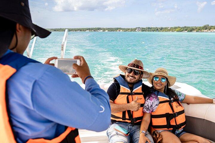 Tour della laguna dai sette colori a Bacalar