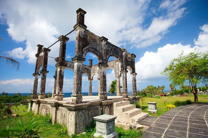 East Bali Tour: Templo Lempuyang - Puerta del Cielo, Tirta Gangga, Playa de la Virgen