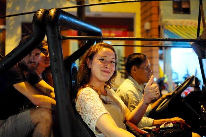 Private Jeep City Tour Saigon by Night and Skybar Drink