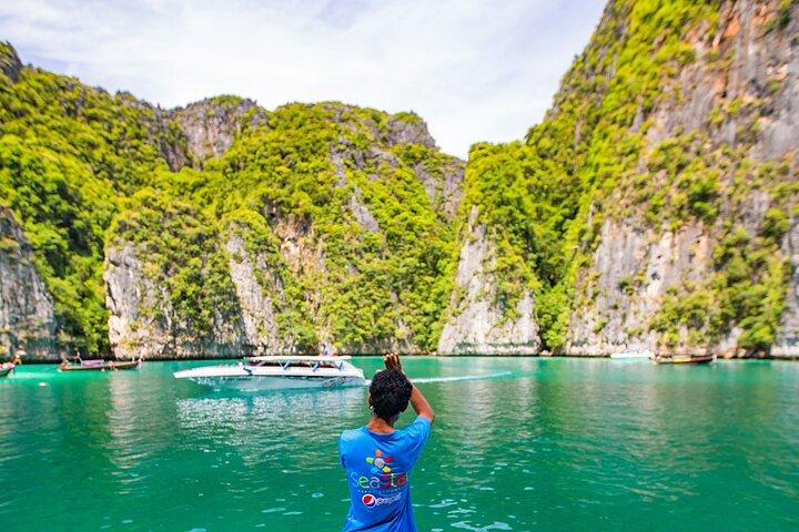 Maya Bay, Phi Phi & Bamboo Island Premium Trip by Seastar From Phuket