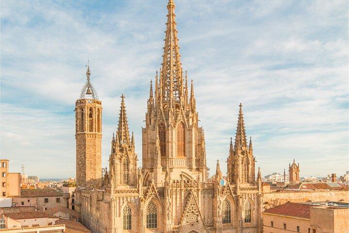 Barcelonas gotiska kvarter Scavenger Hunt och vandringstur för stadshöjdpunkter