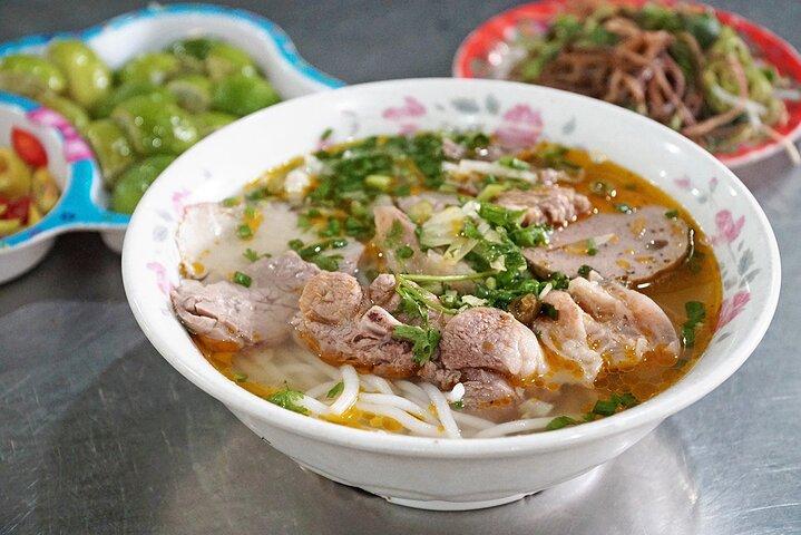 Privat hantverksöl och sightseeingäventyrstur på skoter i Ho Chi Minh City