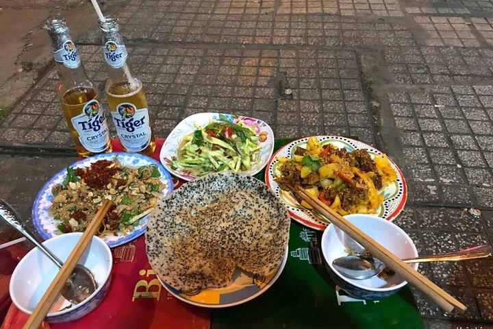 Privat hantverksöl och sightseeingäventyrstur på skoter i Ho Chi Minh City
