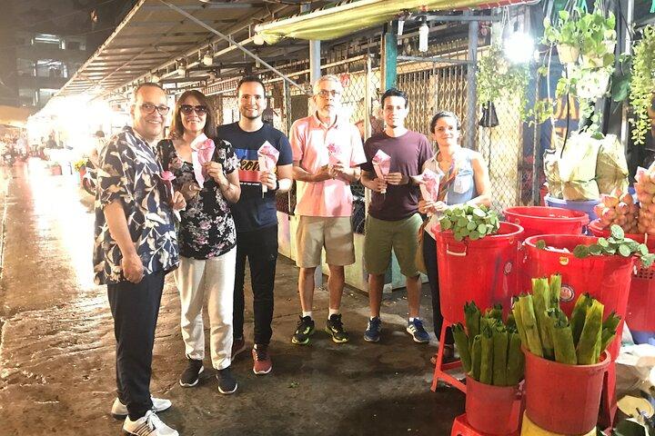 Privat hantverksöl och sightseeingäventyrstur på skoter i Ho Chi Minh City