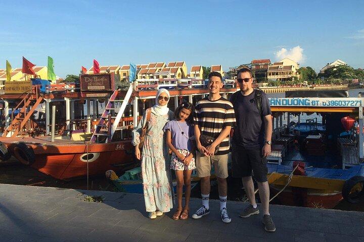 Cestino Giro in barca alla giungla di cocco e tour della città di Hoi An, mercato notturno