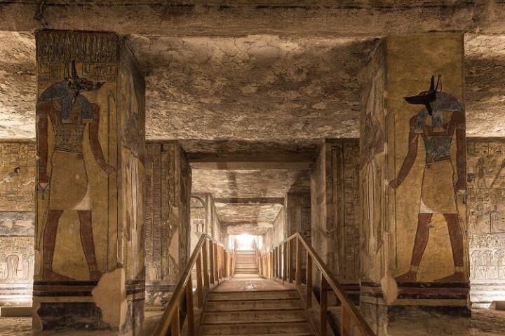 Private Guided Tour to Valley of the Kings