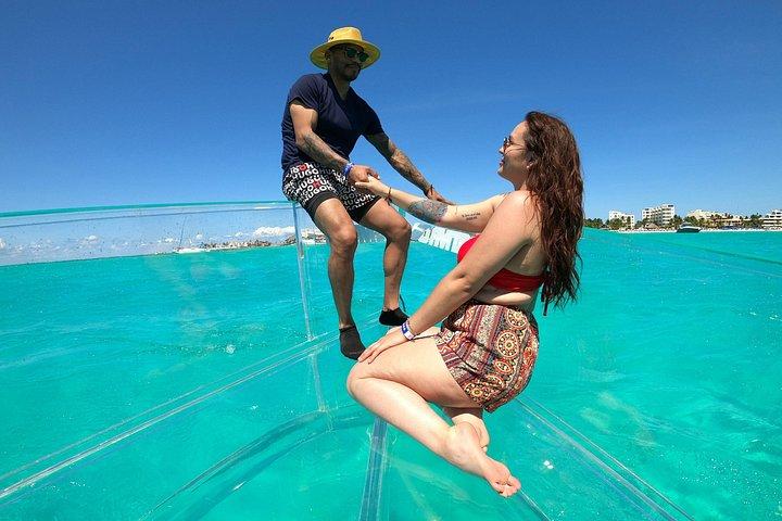 クリアボート：カリブ海へのガラス底ボート乗り