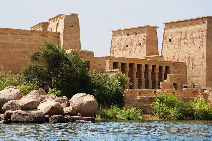 Tour privato di un giorno a Luxor Compresa la valle degli artigiani e il pranzo