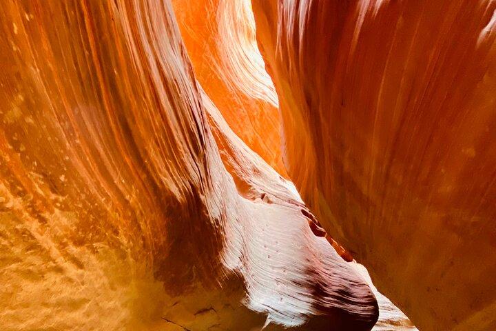 Peek-a-Boo Slot Canyon guidad vandring (liten grupp)