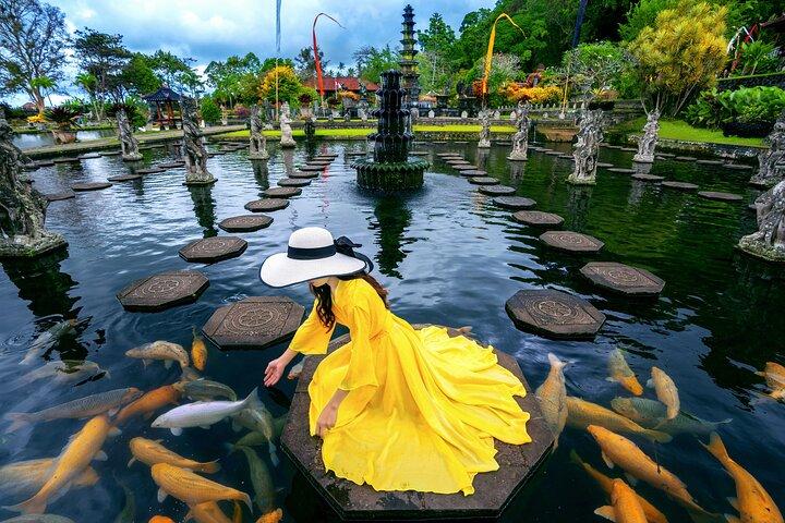 Bali Instagram Tour dan天国の門の夕日