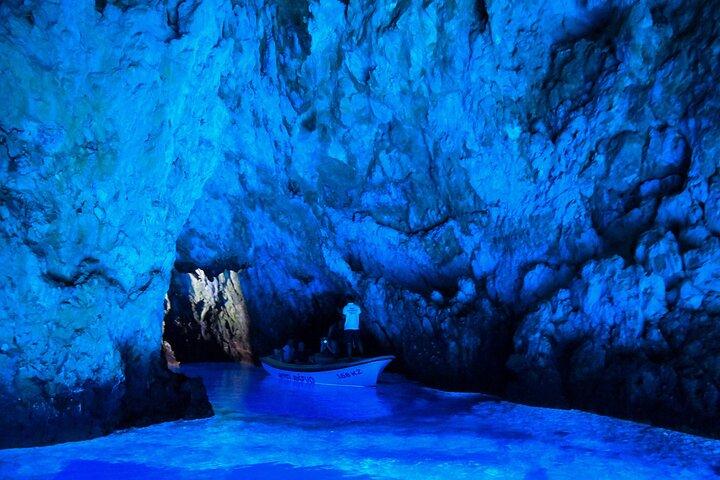 Privé speedboottocht naar de Blue Cave & Pakleni-eilanden