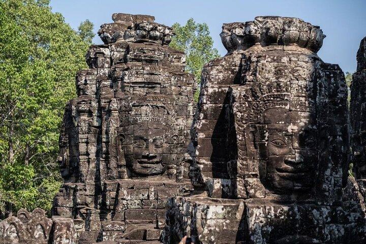Angkor Wat intera giornata 'Piccolo gruppo con tramonto e guida turistica