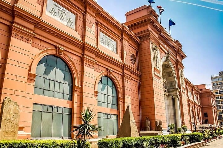 Private Tutankhamun Treasures Tour at Grand Egyptian Museum (GEM)