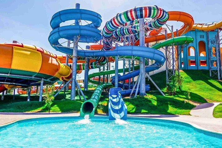 Hurghada: Billet til Makadi Water World Aqua Park med transfer og frokost