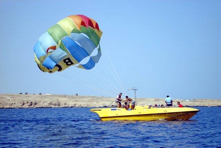 Hurghada: Parasailing Adventure med Hotel Pickup