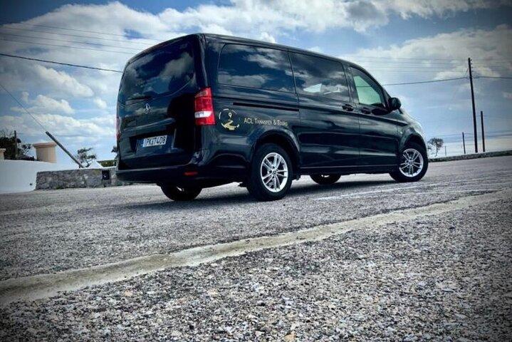 Transporte privado do aeroporto para Oia