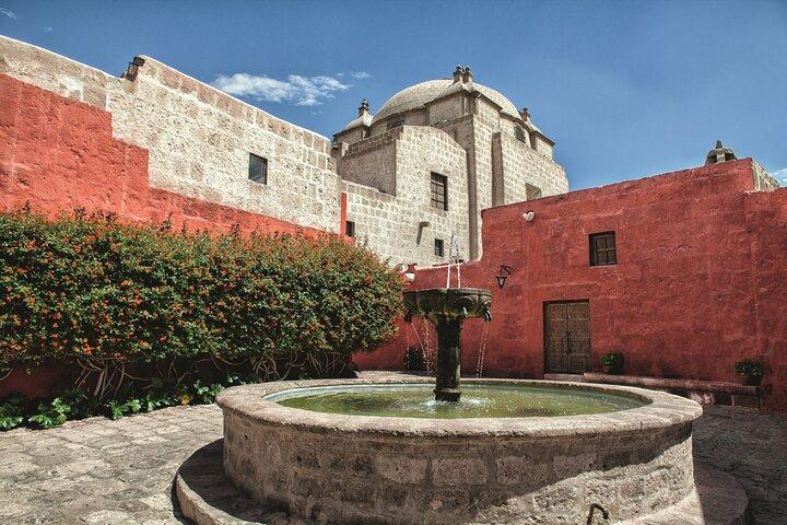 Rundvisning i byen Arequipa og klosteret Santa Catalina