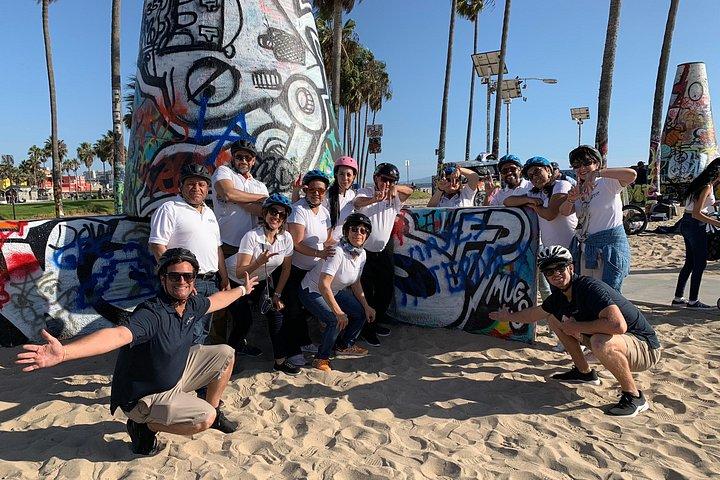 Santa Monica and Venice Beach E-Bike Tour
