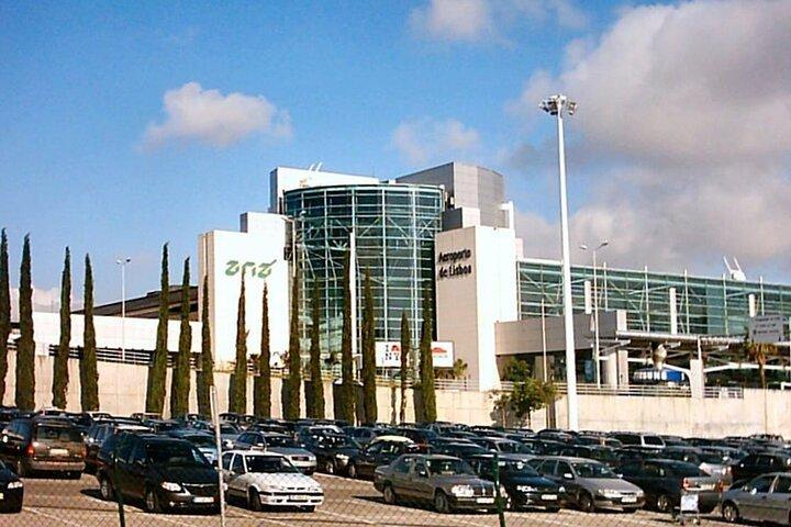 Transfert privé de l'aéroport de Lisbonne à Lisbonne