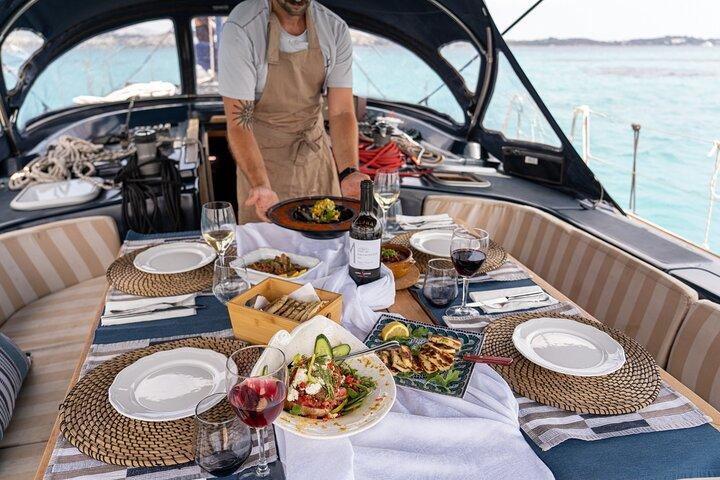 Restaurante flotante en Atenas : Sail & Taste the Greek way